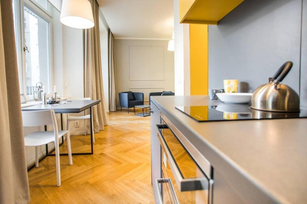 Design Studio Andel, All Historical Sights Walkable Praag Buitenkant foto