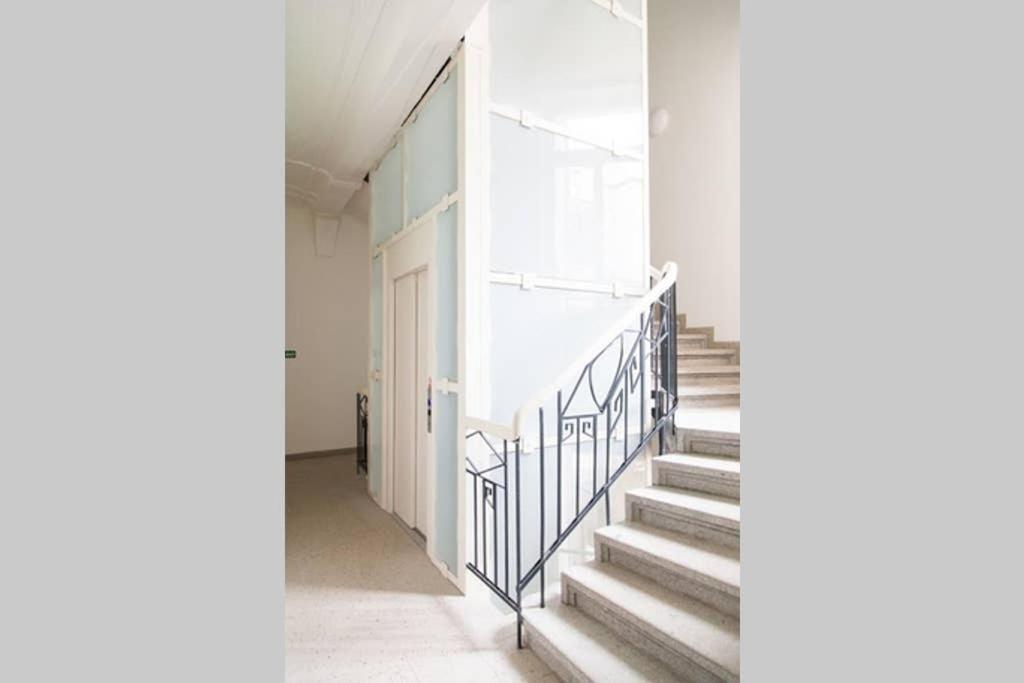 Design Studio Andel, All Historical Sights Walkable Praag Buitenkant foto